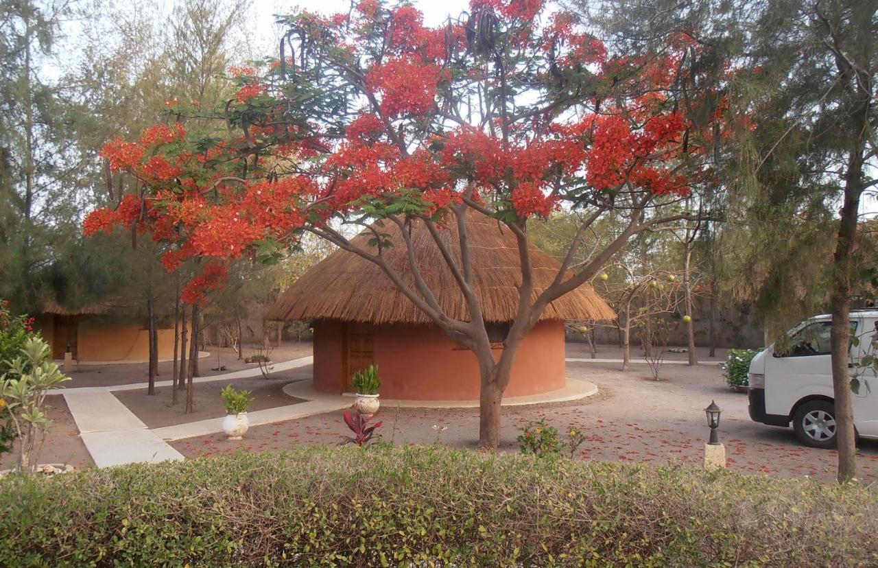 Le Baobab De Nianing Hotel Exterior photo